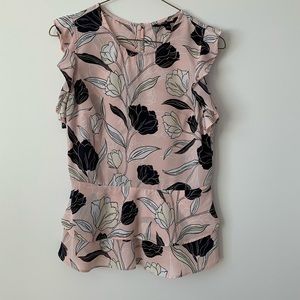 Banana Republic Light pink size 2 shirt